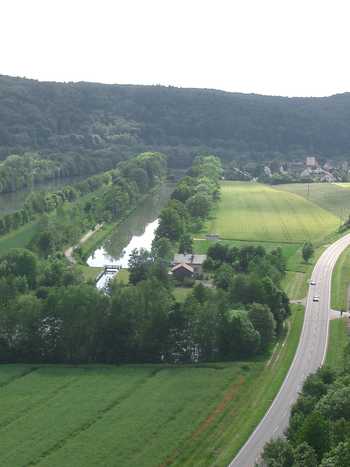 Schulerloch mit Blick auf den Ludwig-Donau-Main-Kanal mit Radwege